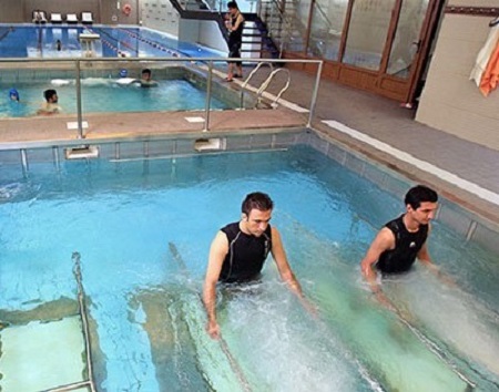 آب درمانی