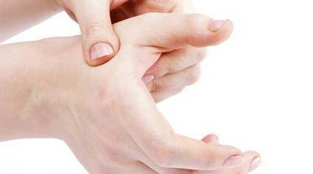 یوگا برای دست و مچ دست